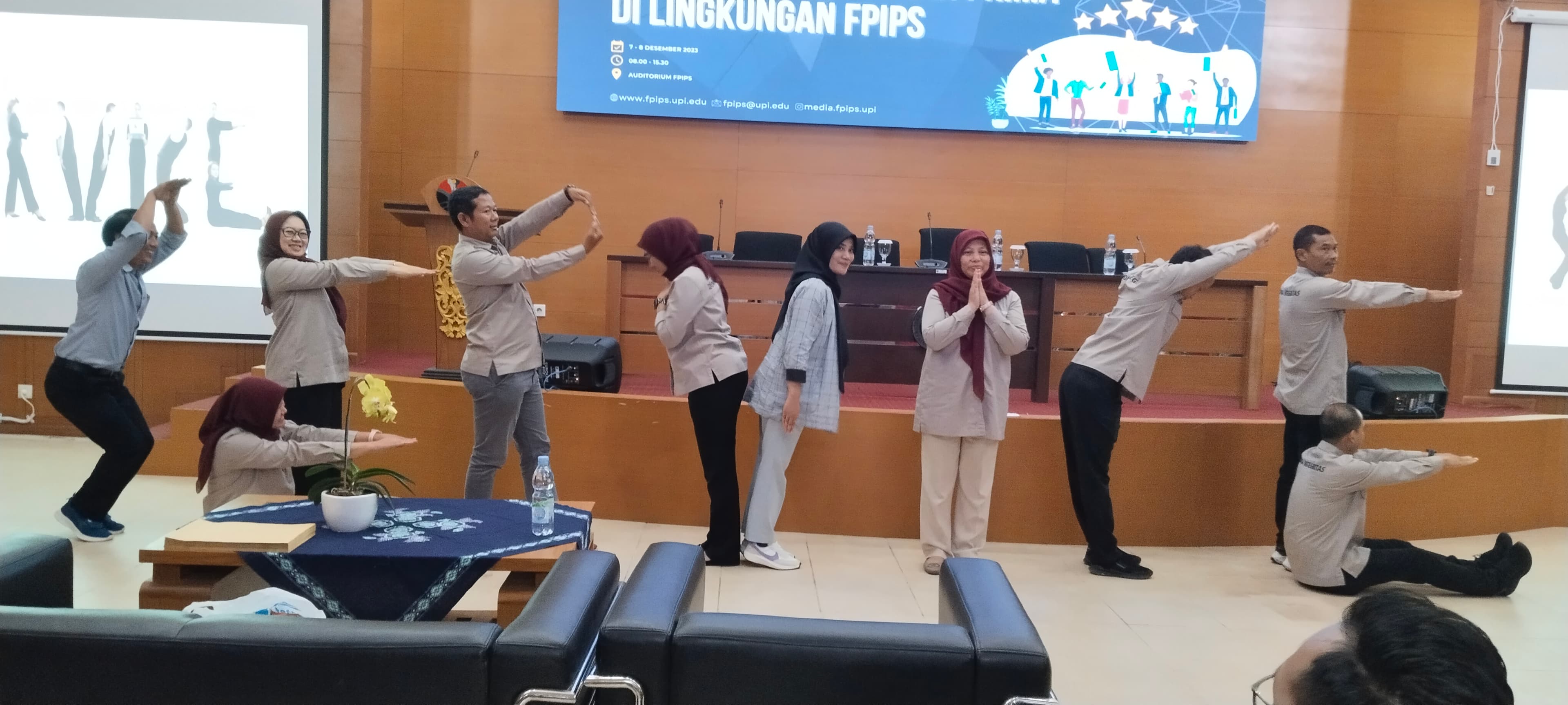 Pengembangan untuk Pelajar dan Pendidik